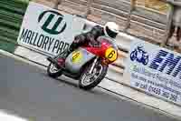 Vintage-motorcycle-club;eventdigitalimages;mallory-park;mallory-park-trackday-photographs;no-limits-trackdays;peter-wileman-photography;trackday-digital-images;trackday-photos;vmcc-festival-1000-bikes-photographs